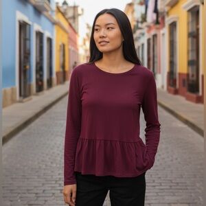 Old Navy ruffle top burgundy size M